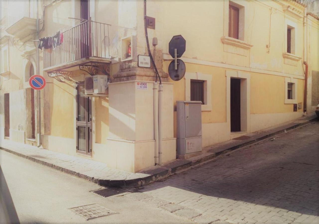 Casa Vacanza Zeus Noto Exterior photo